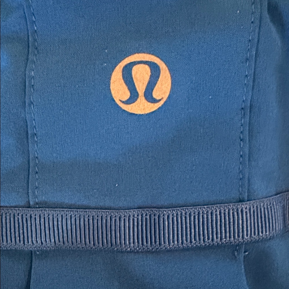 Lululemon Blue Women's Athletic/Tennis Skirt with Shorts - Picture 2 of 11